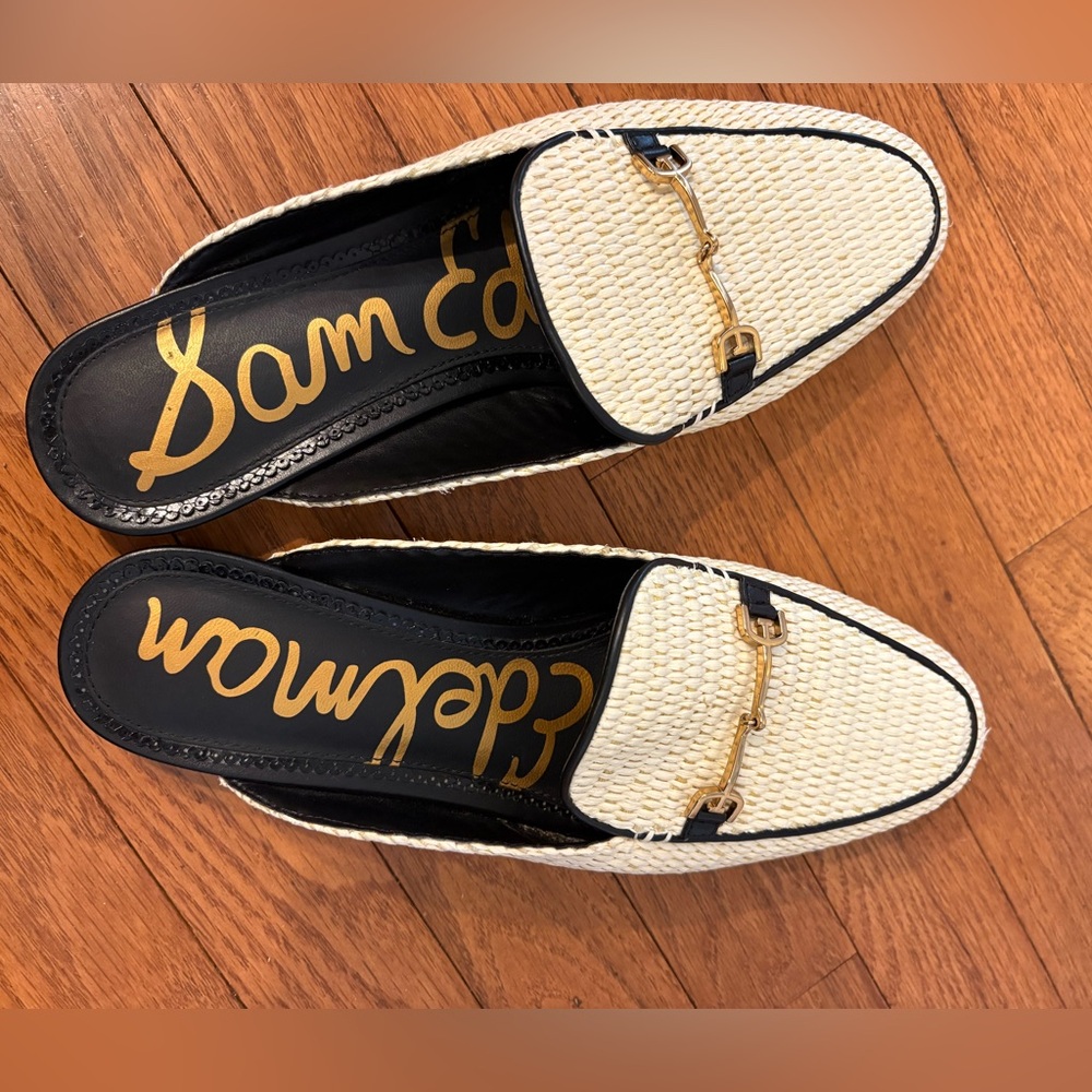 Sam Edelman Cream Woven Loafers with Gold Detail - NWT - size 8.5